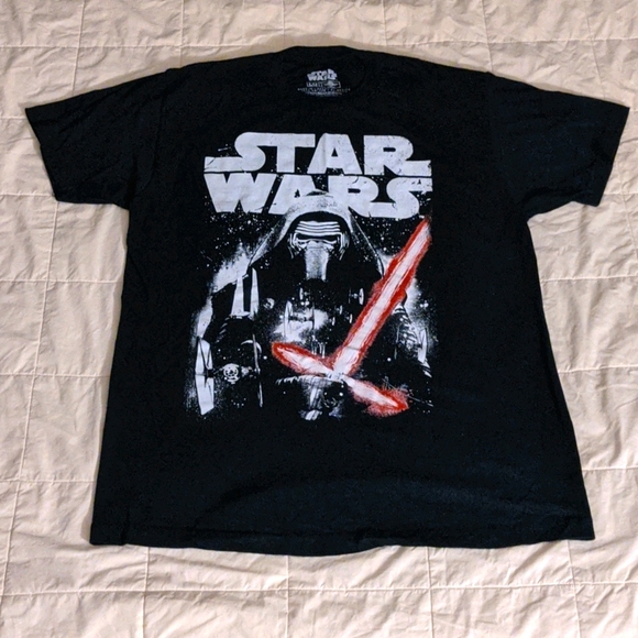 Star Wars Kylo Ren tee - Picture 2 of 3